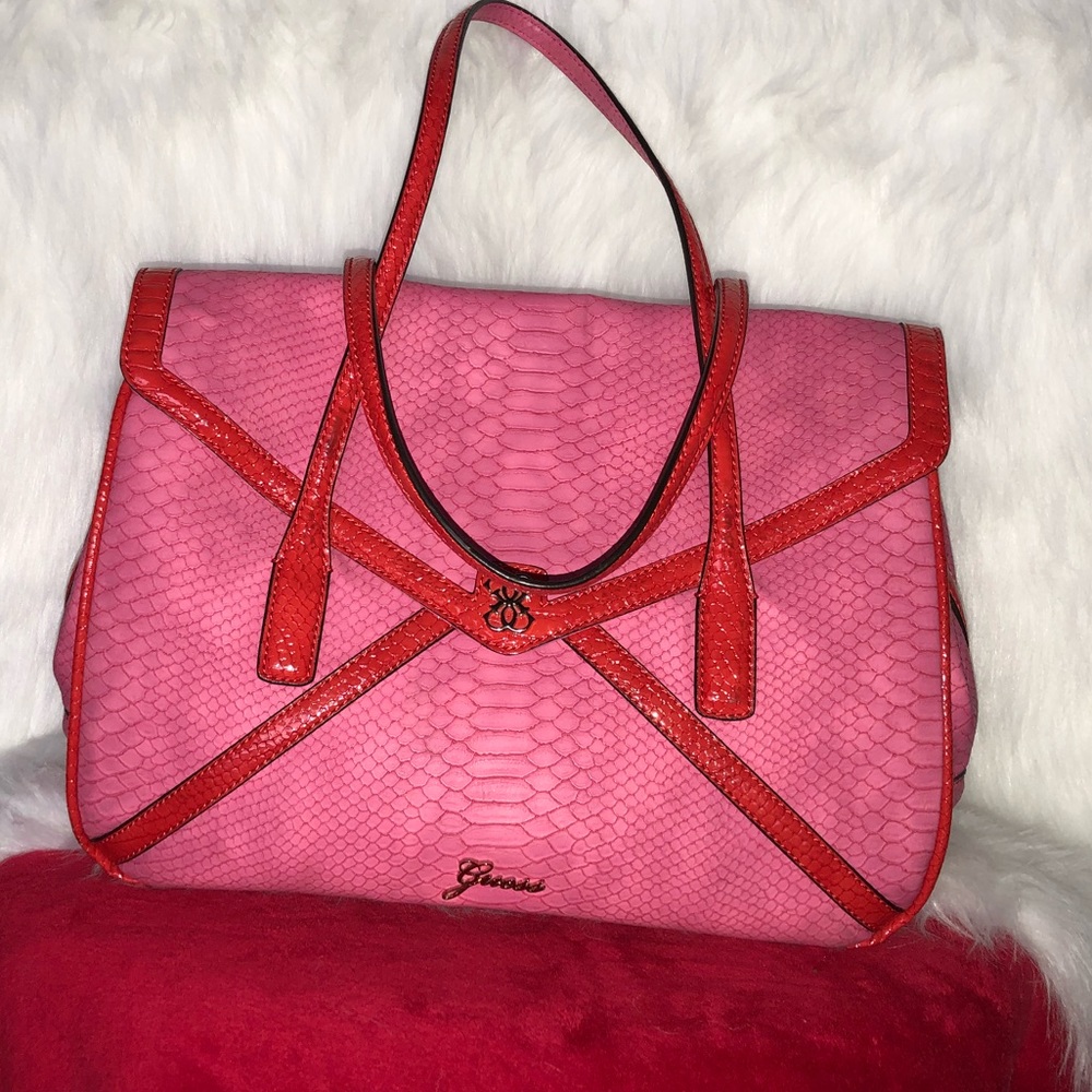 Guess Handbag 💋
